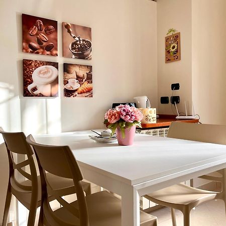 Il Villino B&B - Napoli/Pompei/Sorrento/Costiera Brusciano Extérieur photo
